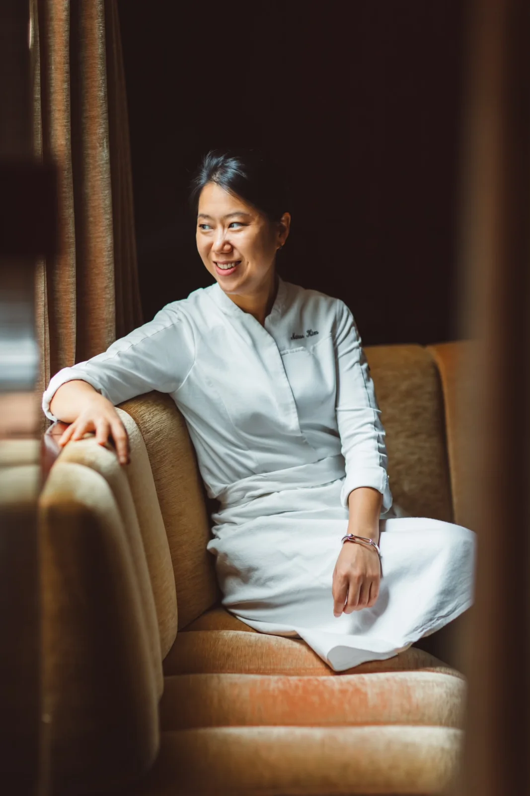 La cheffe pâtissière Narae Kim au Park Hyatt Paris-Vendôme
